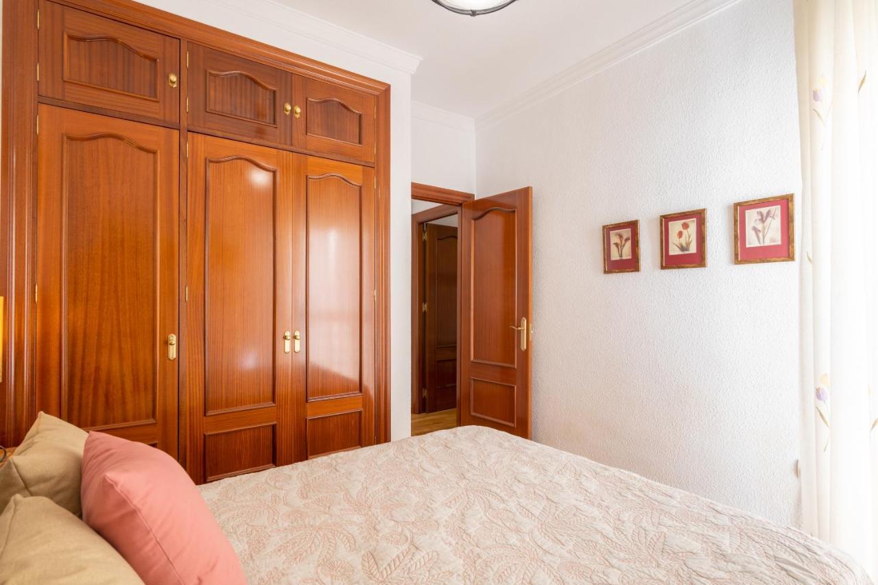 Amplio Apartamento Universidad By Renthas Malaga Bagian luar foto